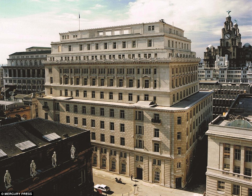  Martins Building - Liverpool, UK (Steel Window Repair) 